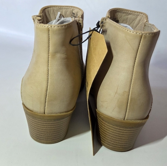 New Frye & Co Jude Ankle Beige Cream Boho Cowgirl Moto Biker Casual Boots Sz 7.5 - Picture 11 of 13